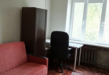 ������ ������� 13,3 ��.�. � 3-� ��������� �������� � �. �����, ���� ��������